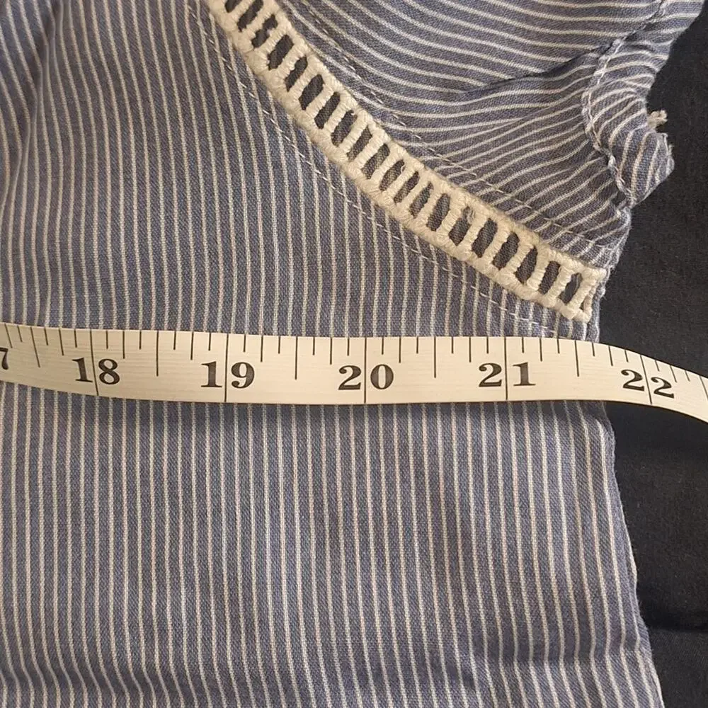Abercrombie & Fitch Shirt Women's Small Oversized Classic Basic Everyday Preppy